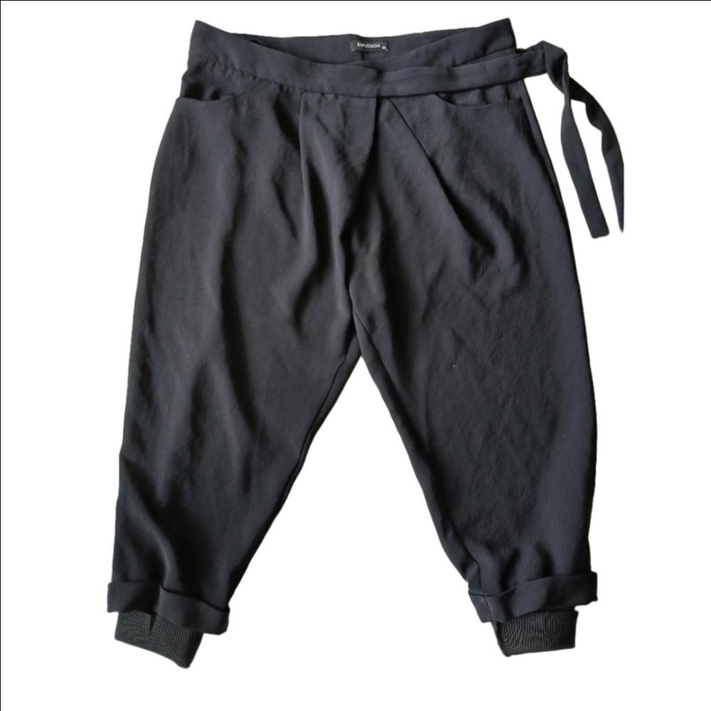 EAC Explosion Capri Parachute Wrap front cuffed hem pants SZ 42 ( 10-12) EUC